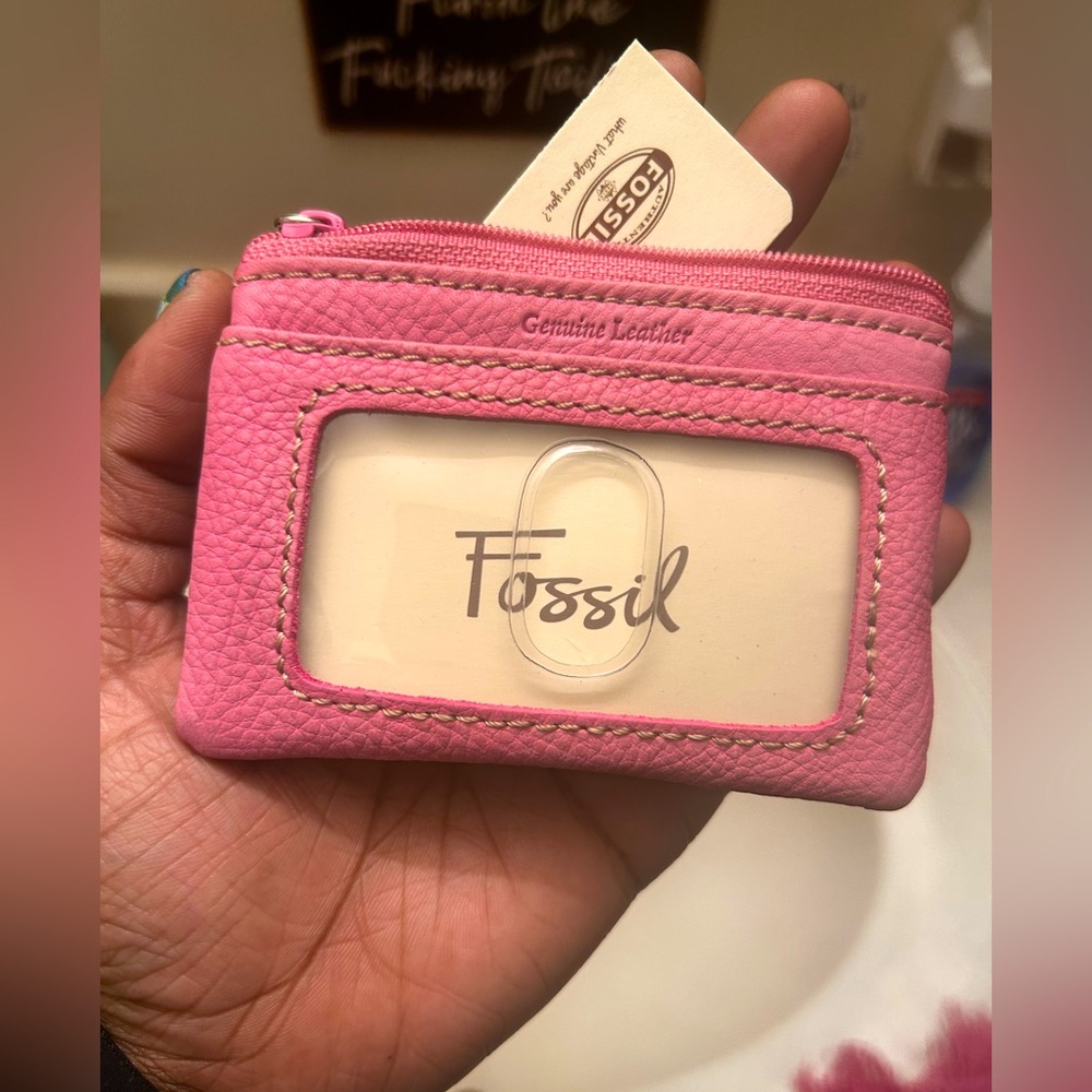 Woman’s coin purese/ID card holder